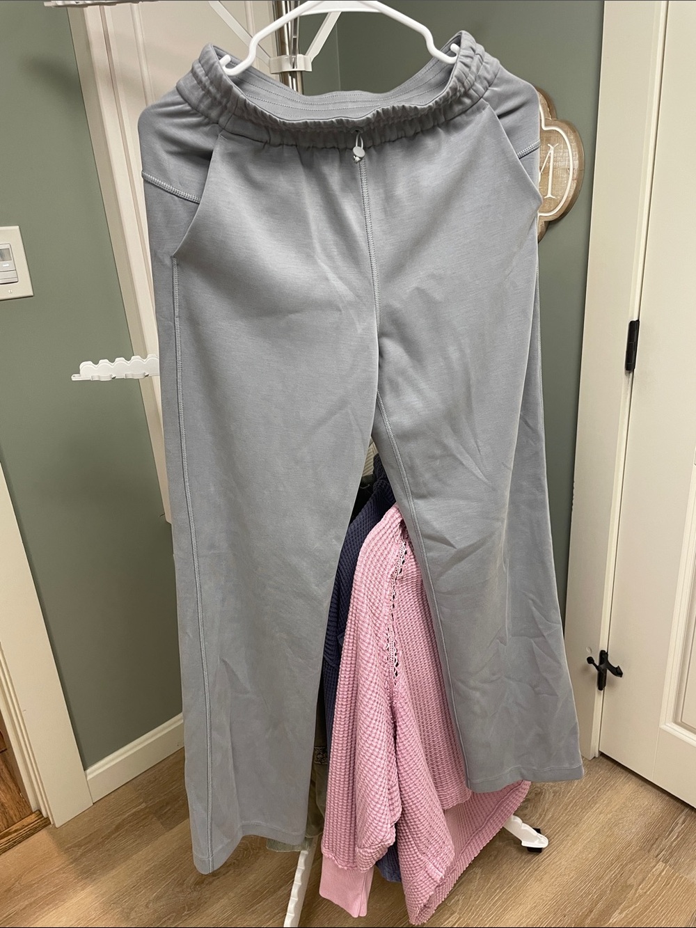 lululemon athletica Softstream pant short